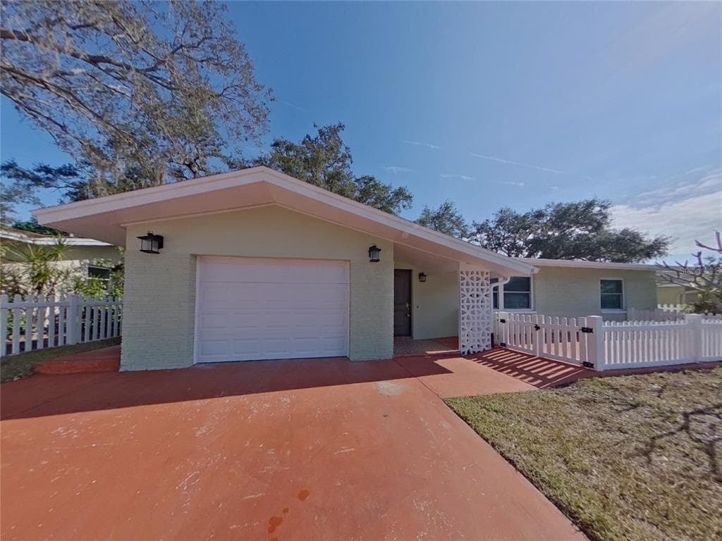 1745 WOODRIDGE DRIVE CLEARWATER, FL 33756