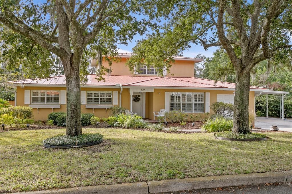 309 PARK RIDGE AVENUE TEMPLE TERRACE, FL 33617
