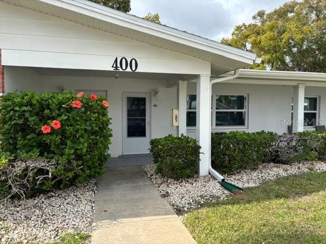 401 BRANDY WINE DRIVE LARGO, FL 33771
