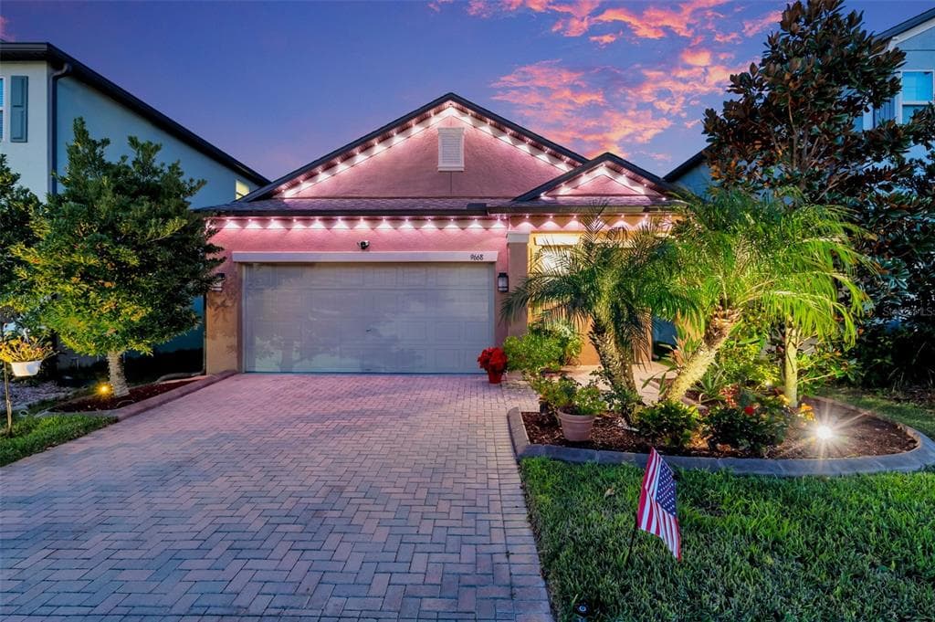 9668 LITTLE BLUESTEM DRIVE LAND O LAKES, FL 34637