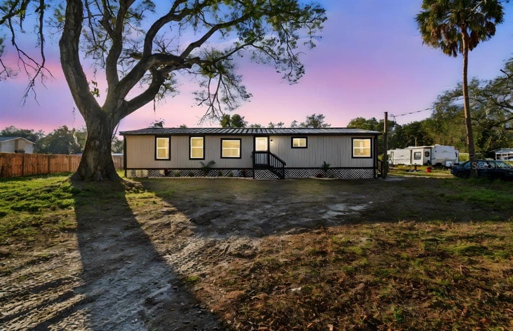 8631 MILLER DRIVE RIVERVIEW, FL 33569
