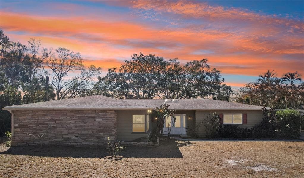 10826 TWIN PALMS RANCH ROAD GIBSONTON, FL 33534