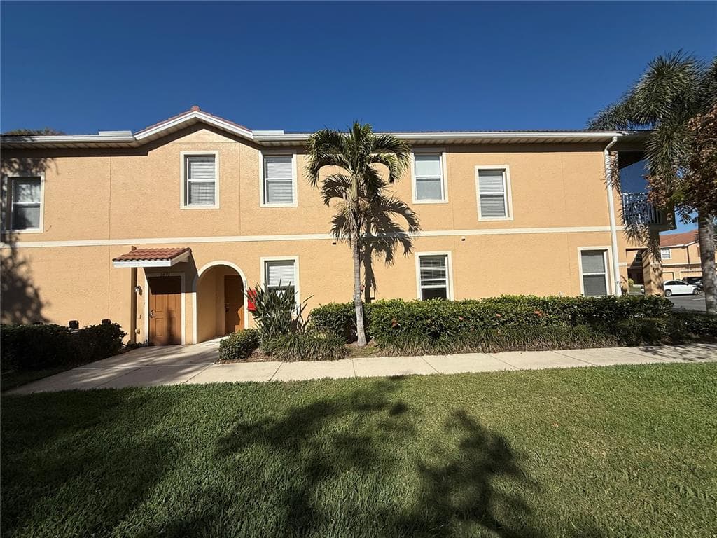 3693 PARKRIDGE CIRCLE UNIT 7-101 SARASOTA, FL 34243
