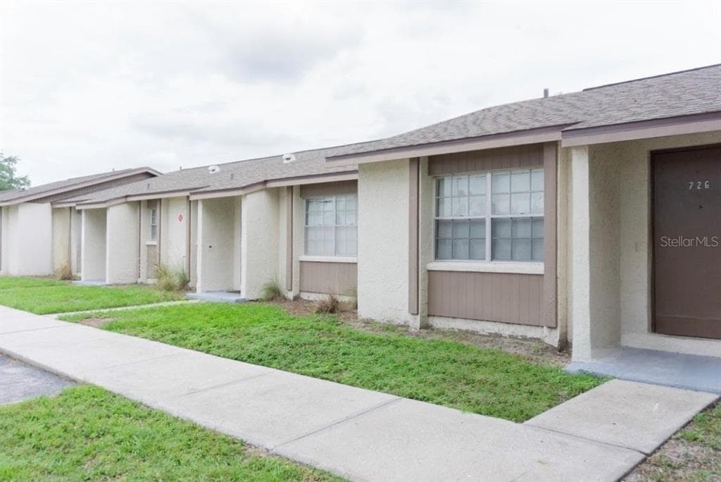 709 OCEANSIDE CIRCLE UNIT 707 RUSKIN, FL 33570