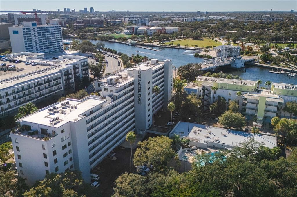 201 W LAUREL STREET UNIT 805