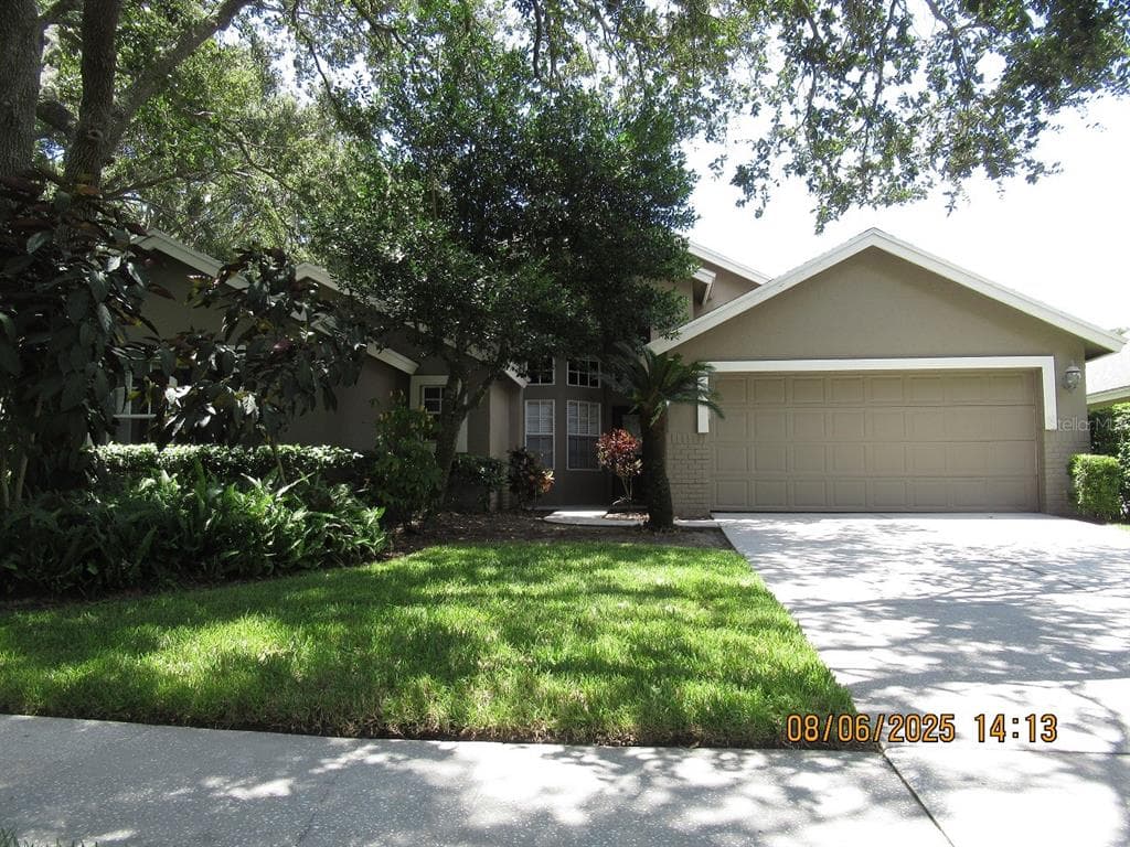 3002 BENT CREEK DRIVE VALRICO, FL 33596