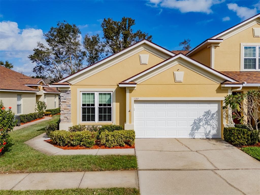 1122 GEORGIA TRACE AVENUE VALRICO, FL 33596
