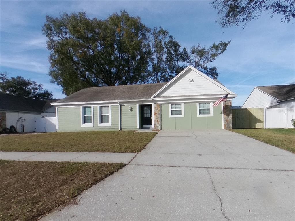 910 SUNRIDGE POINT DRIVE SEFFNER, FL 33584