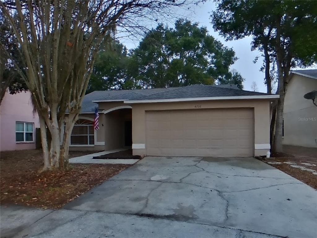 4716 HUNTS COURT PLANT CITY, FL 33566
