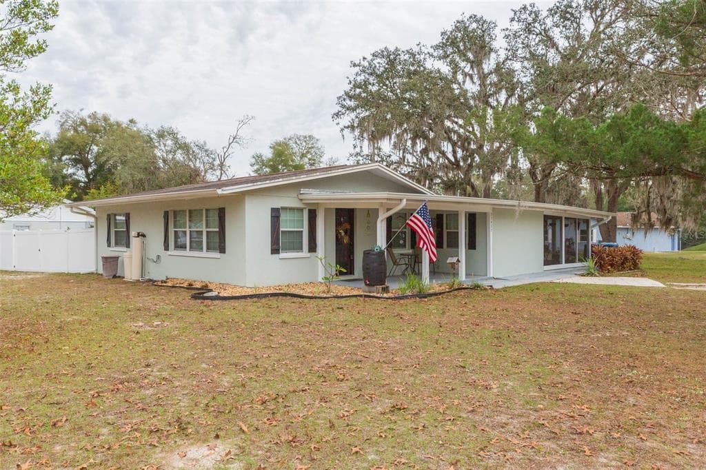 33437 WESTWOOD DRIVE DADE CITY, FL 33523