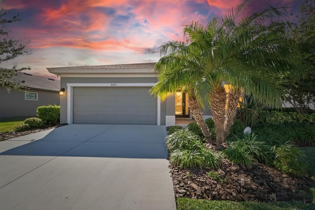 5427 SILVER SUN DRIVE APOLLO BEACH, FL 33572