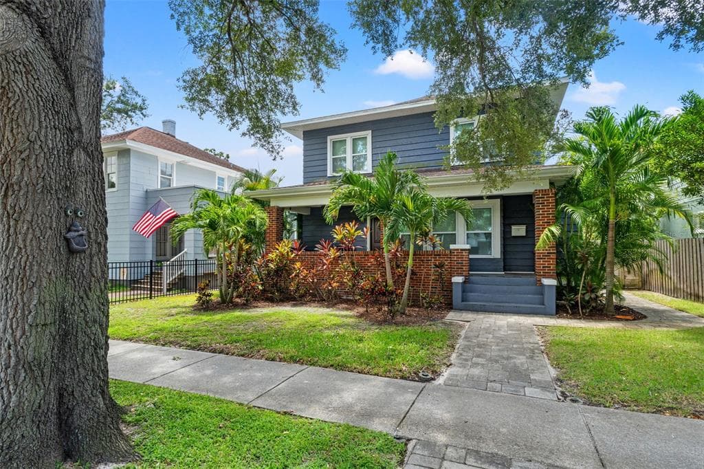 1170 24TH AVENUE N ST PETERSBURG, FL 33704