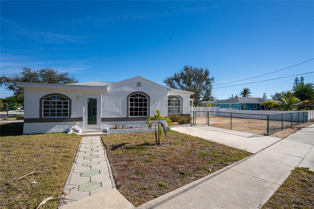 7951 GULF BOULEVARD ST PETE BEACH, FL 33706