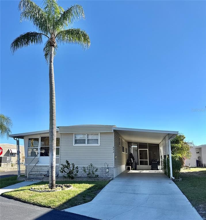 672 MOUNT PINEY AVENUE NE UNIT 699 ST PETERSBURG, FL 33702