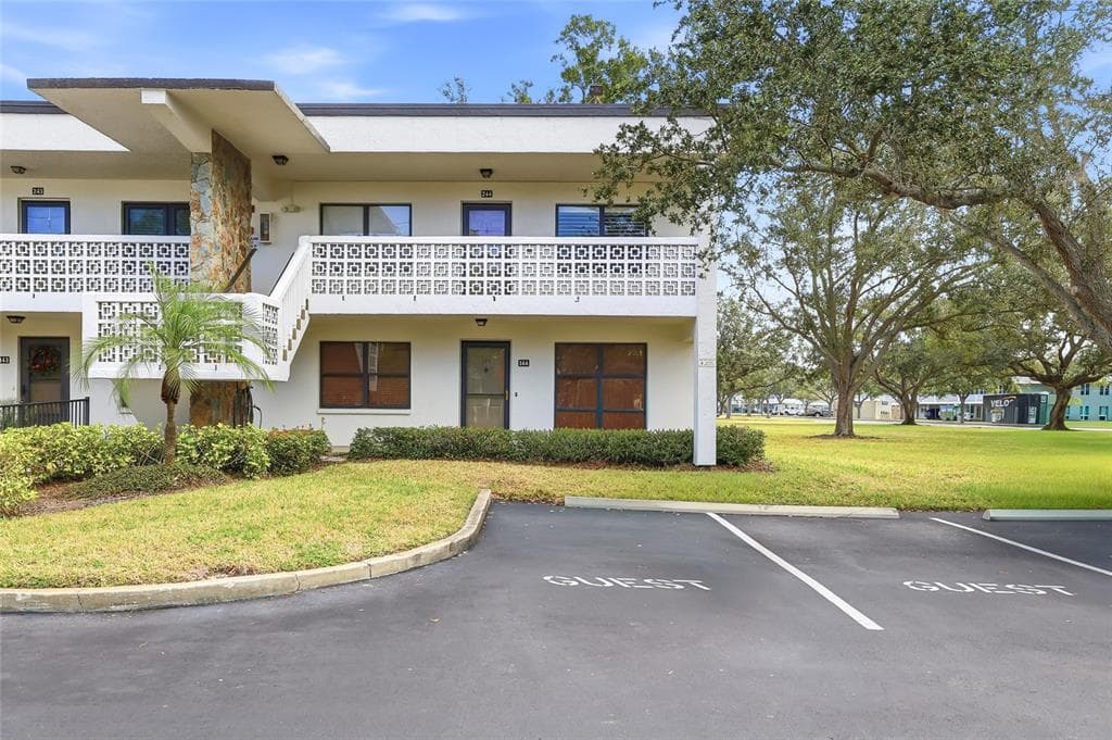 5085 1ST STREET NE UNIT 244 ST PETERSBURG, FL 33703