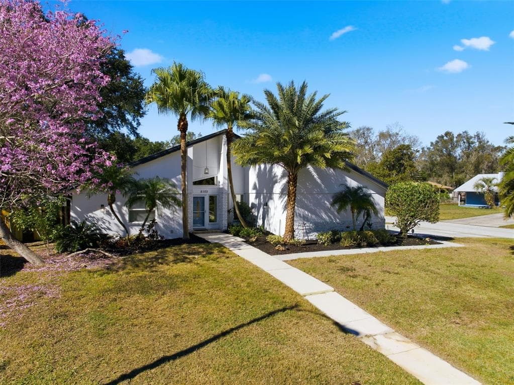 5103 FERNBROOK LANE LAKELAND, FL 33811