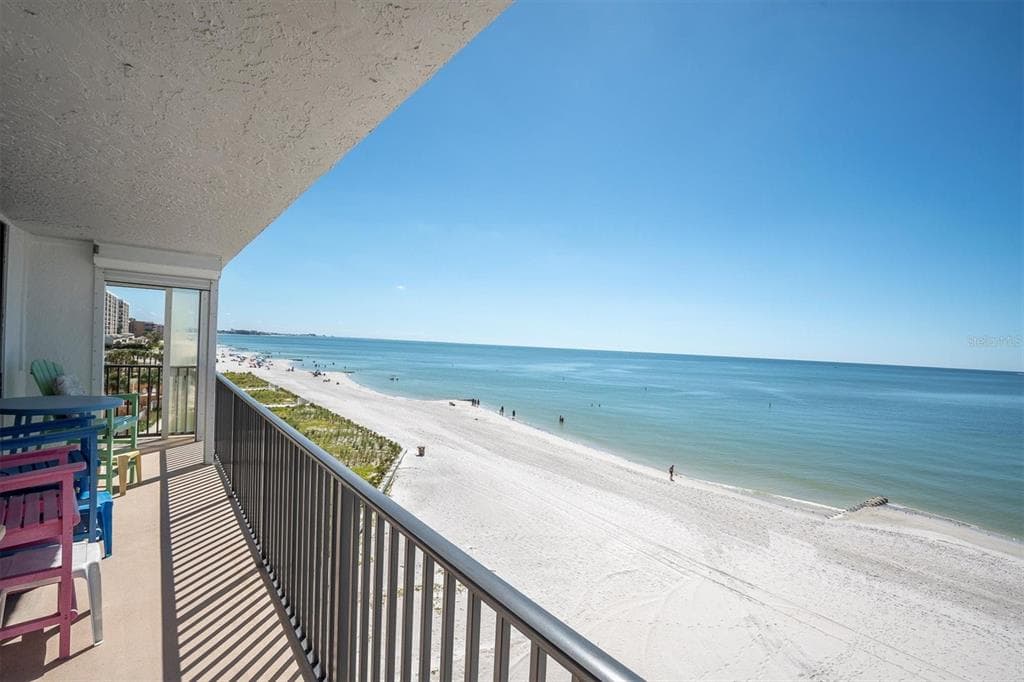15316 GULF BOULEVARD UNIT 402 MADEIRA BEACH, FL 33708