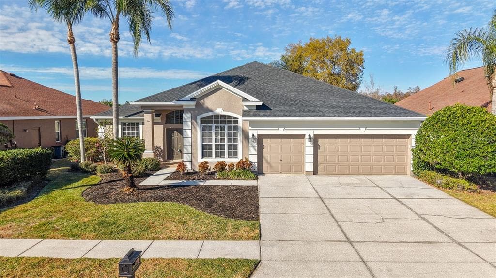 6107 COGNAC CIRCLE LUTZ, FL 33558