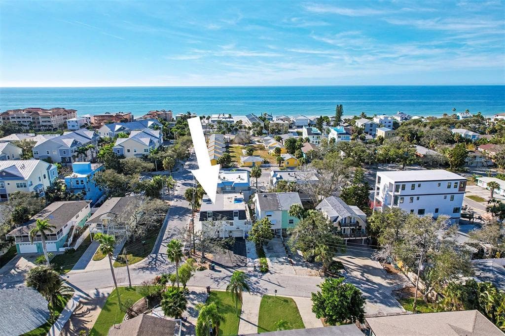 700 2ND STREET UNIT B INDIAN ROCKS BEACH, FL 33785
