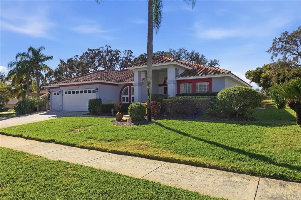 716 WOODMONT DRIVE
