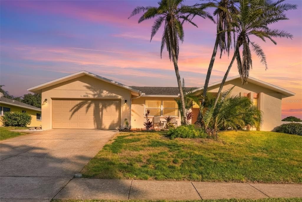 500 SANIBEL COURT TARPON SPRINGS, FL 34689
