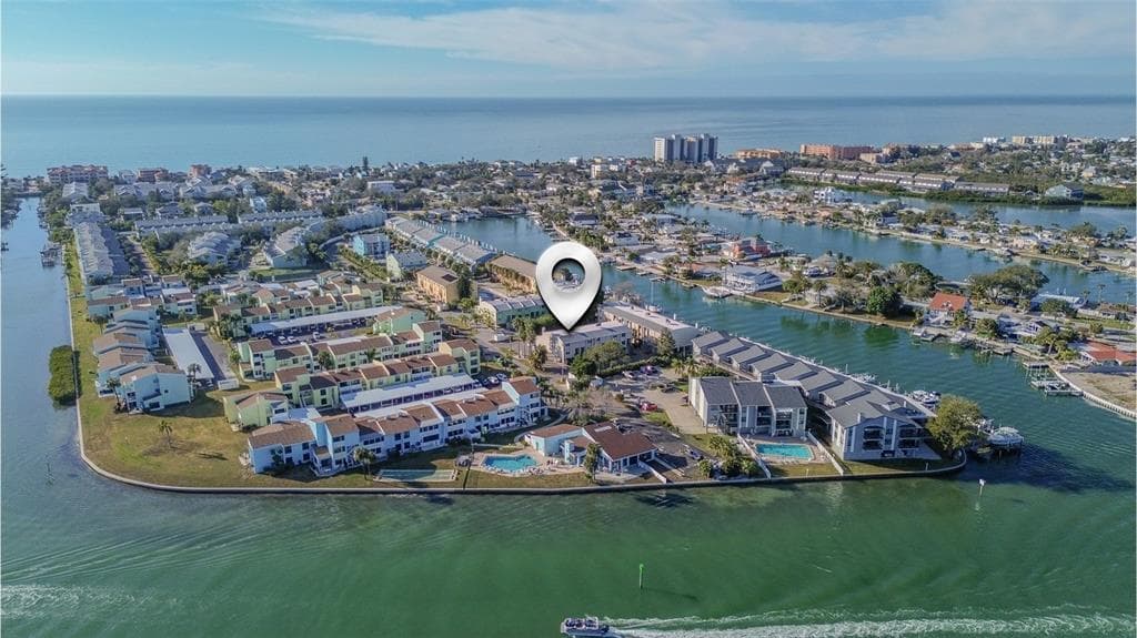 324 WINDRUSH BOULEVARD UNIT 11