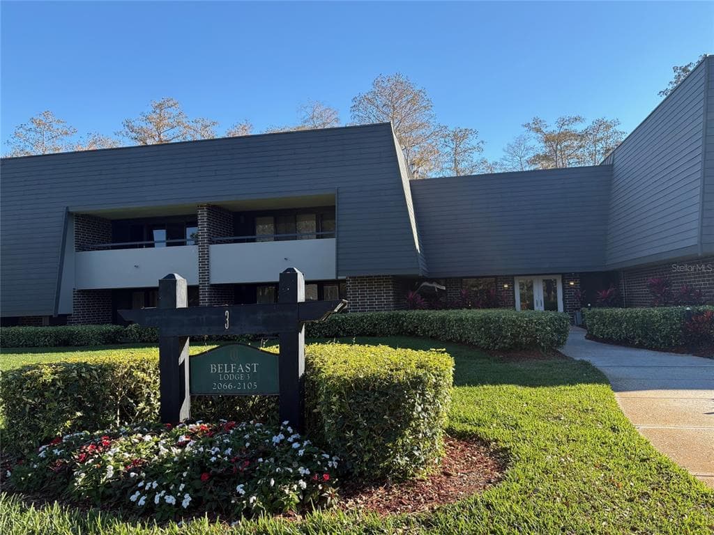 36750 US HWY 19 N UNIT 2-111 PALM HARBOR, FL 34684