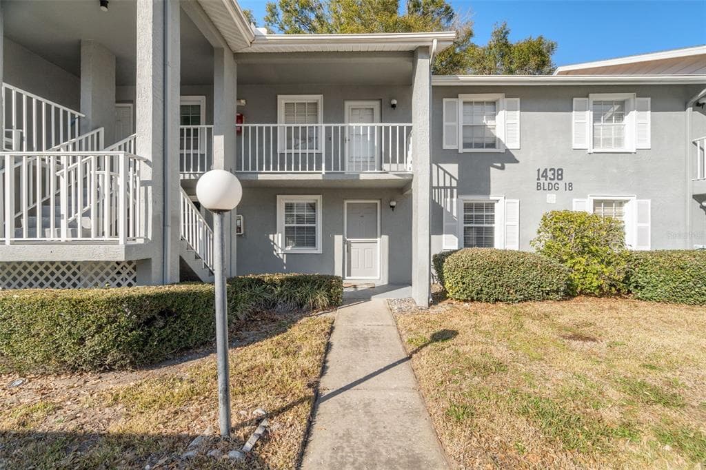1438 MILLSTREAM LANE UNIT 102 DUNEDIN, FL 34698
