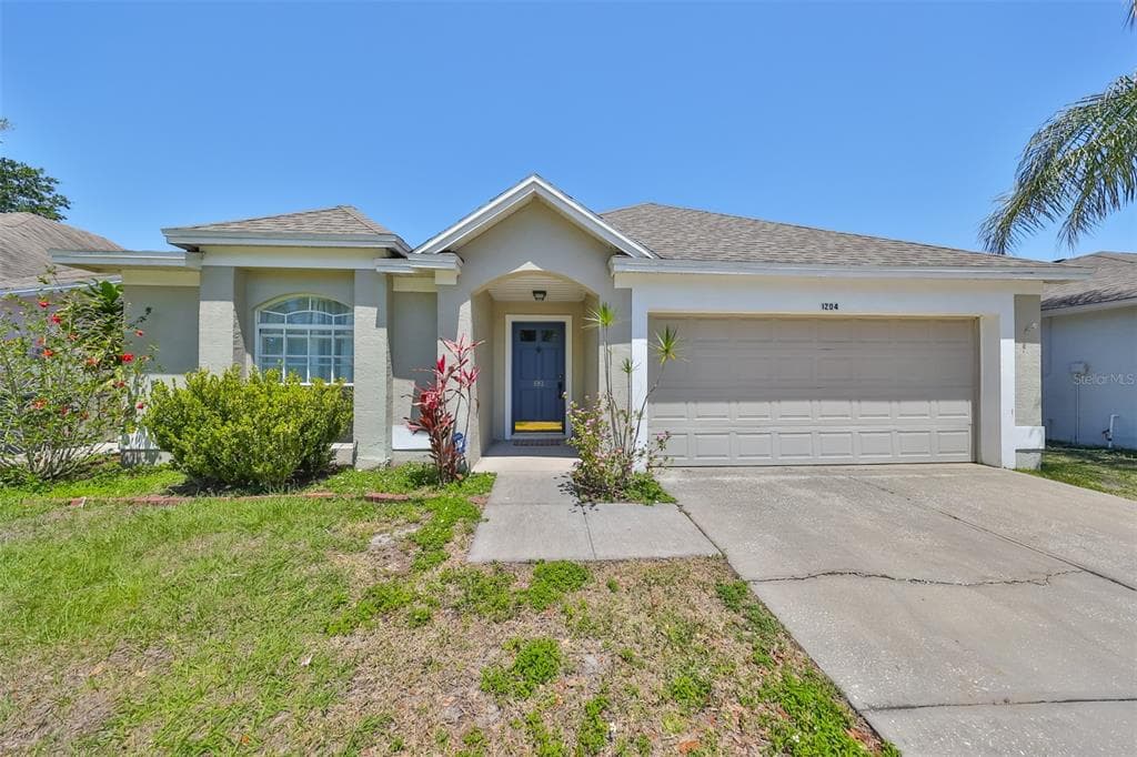 1204 SAWDUST COURT VALRICO, FL 33596