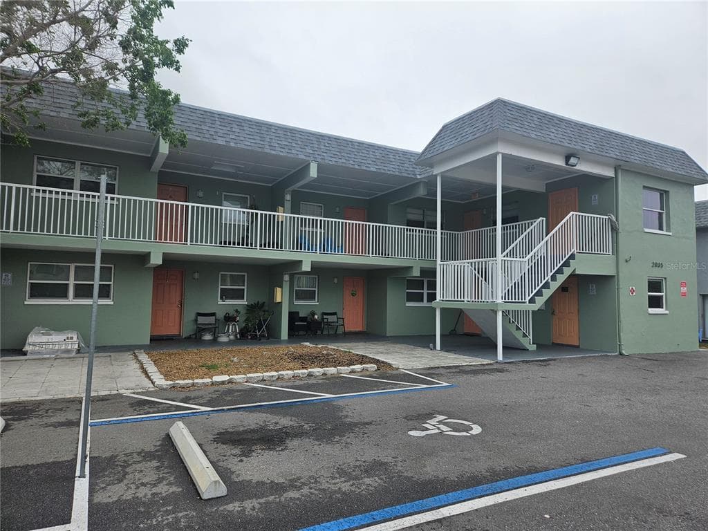 2035 ALPINE ROAD UNIT 4 CLEARWATER, FL 33755