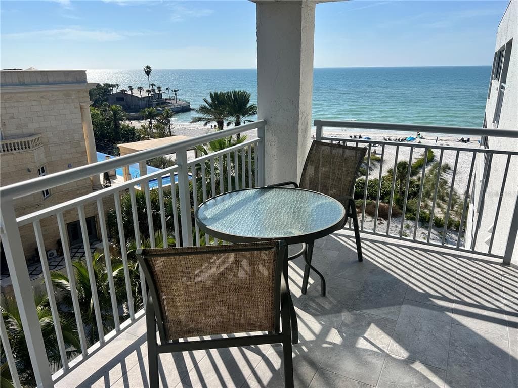 1001 POINT OF ROCKS ROAD UNIT 611