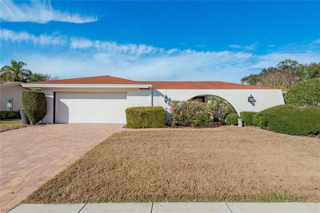2654 AUGUSTA DRIVE N CLEARWATER, FL 33761