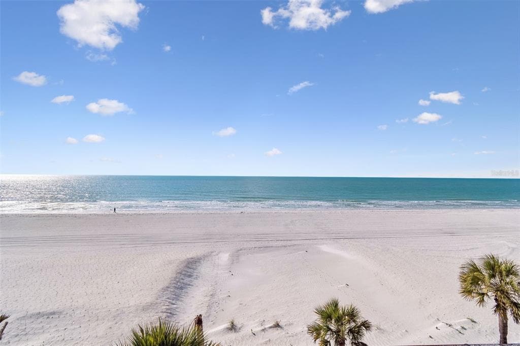 30 GULF BOULEVARD INDIAN ROCKS BEACH, FL 33785