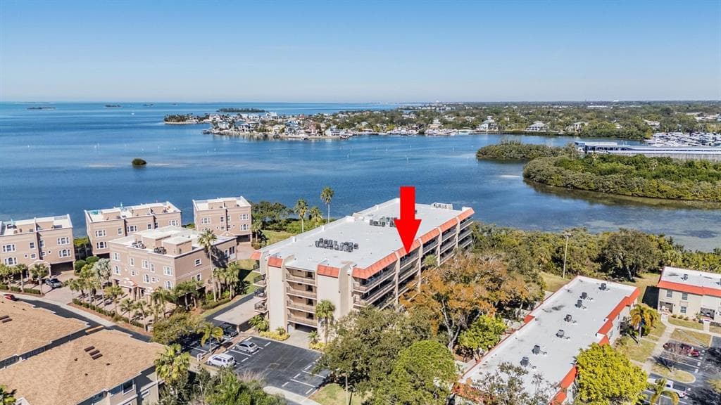 2700 BAYSHORE BOULEVARD UNIT 9402 DUNEDIN, FL 34698