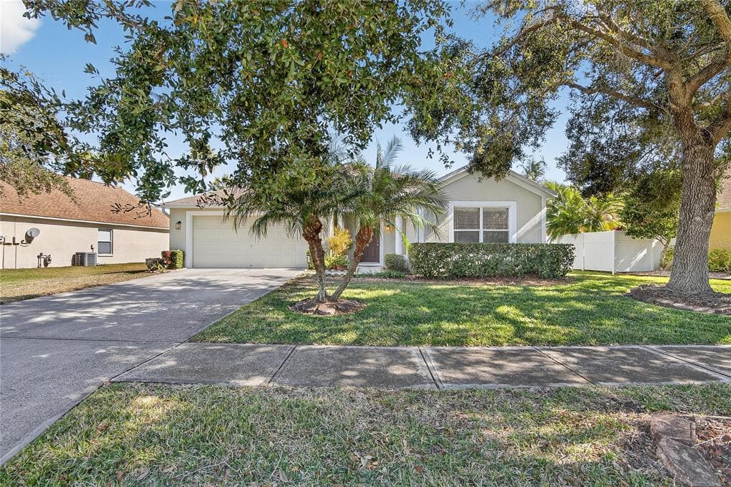 1150 BIG CREEK DRIVE WESLEY CHAPEL, FL 33544