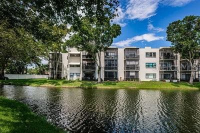 5980 TERRACE PARK DRIVE N UNIT 313 ST PETERSBURG, FL 33709