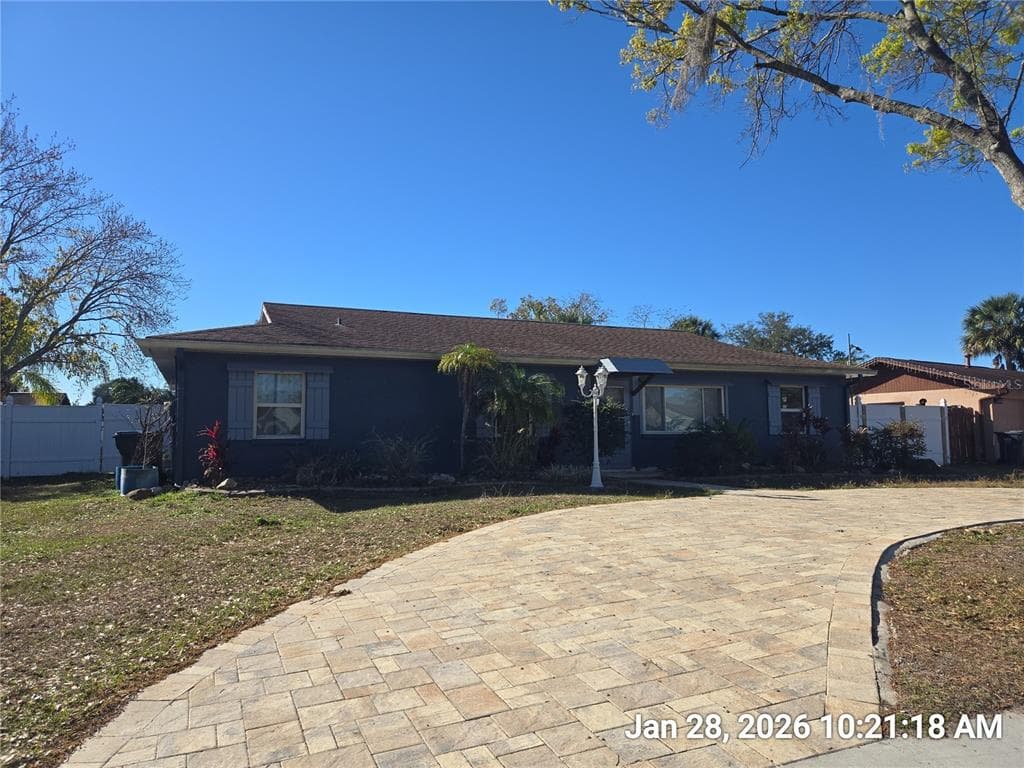 1013 GREENBRIAR DRIVE BRANDON, FL 33511