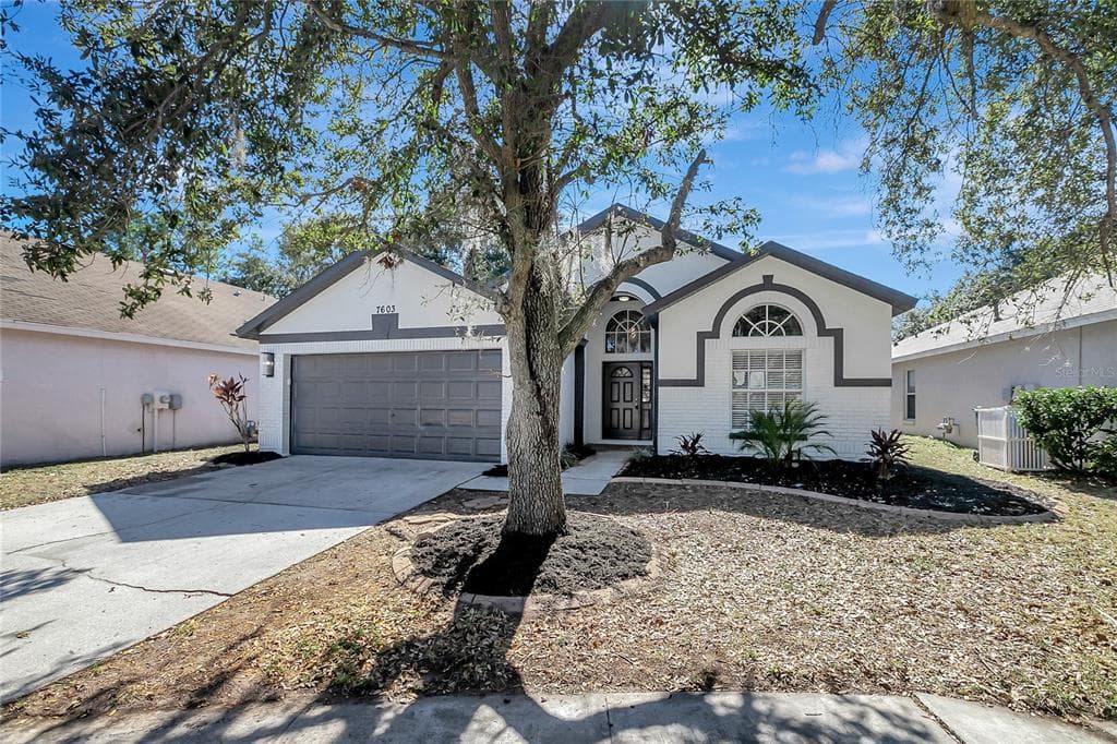 7603 WILTSHIRE PARK PLACE APOLLO BEACH, FL 33572