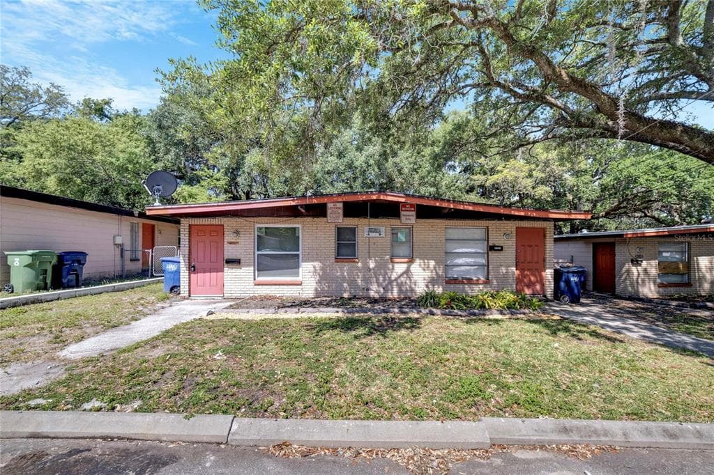 8720 N 48TH STREET TAMPA, FL 33617