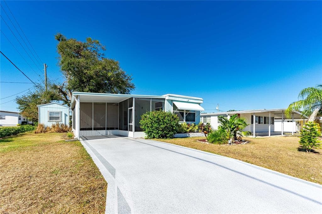 5307 FLINT STREET ZEPHYRHILLS, FL 33542