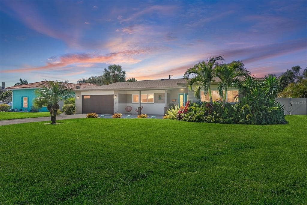 4149 38TH STREET S ST PETERSBURG, FL 33711