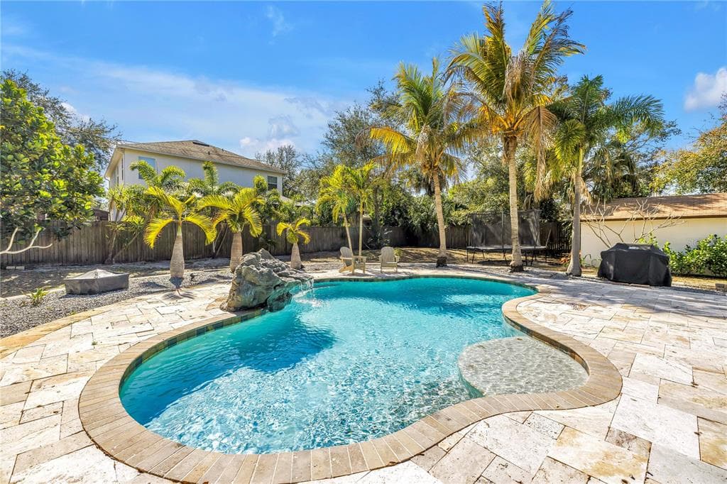 2834 W BAY HAVEN DRIVE TAMPA, FL 33611