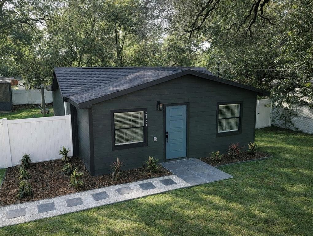 6704 N 11TH STREET TAMPA, FL 33604