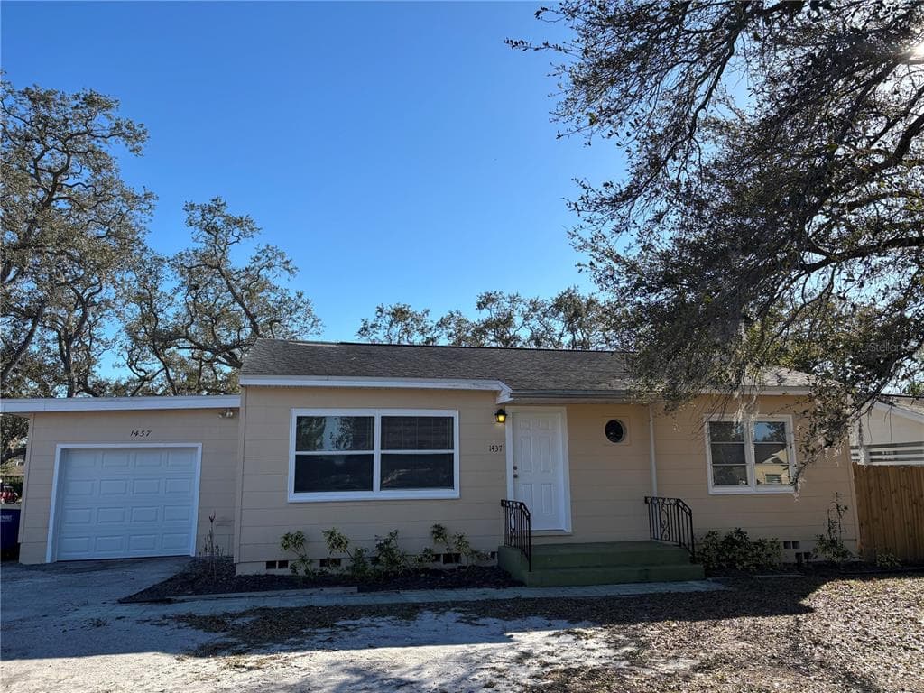 1437 PINE STREET CLEARWATER, FL 33756