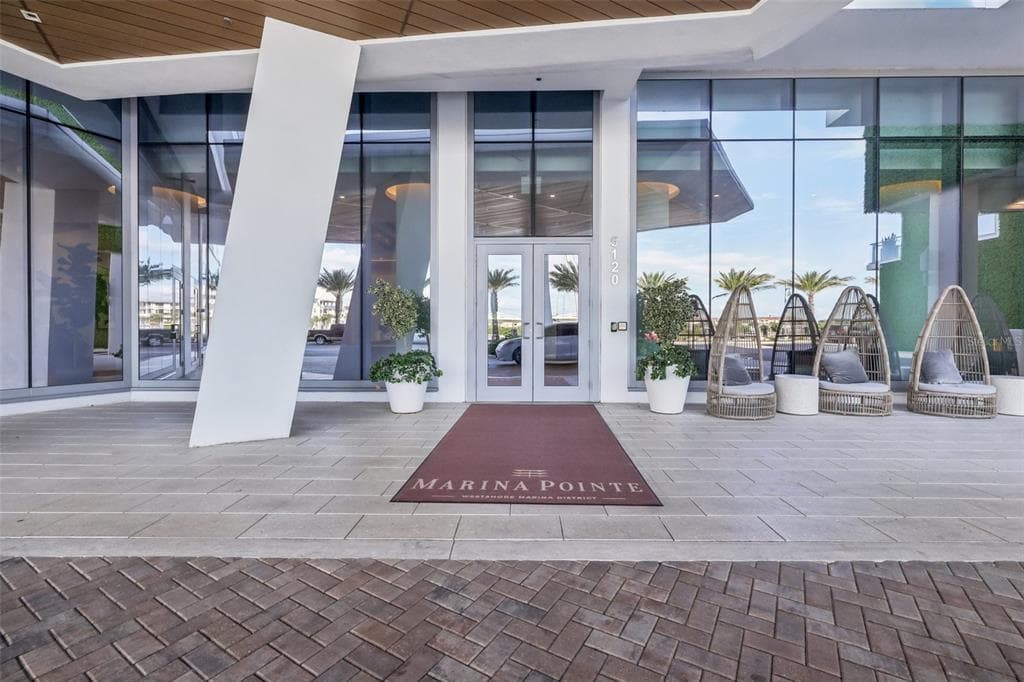 5120 MARINA WAY UNIT 14002 TAMPA, FL 33611