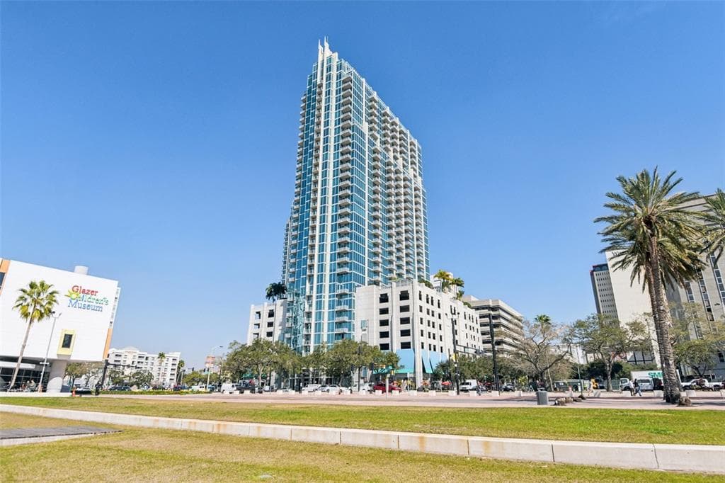 777 N ASHLEY DRIVE UNIT 1612 TAMPA, FL 33602
