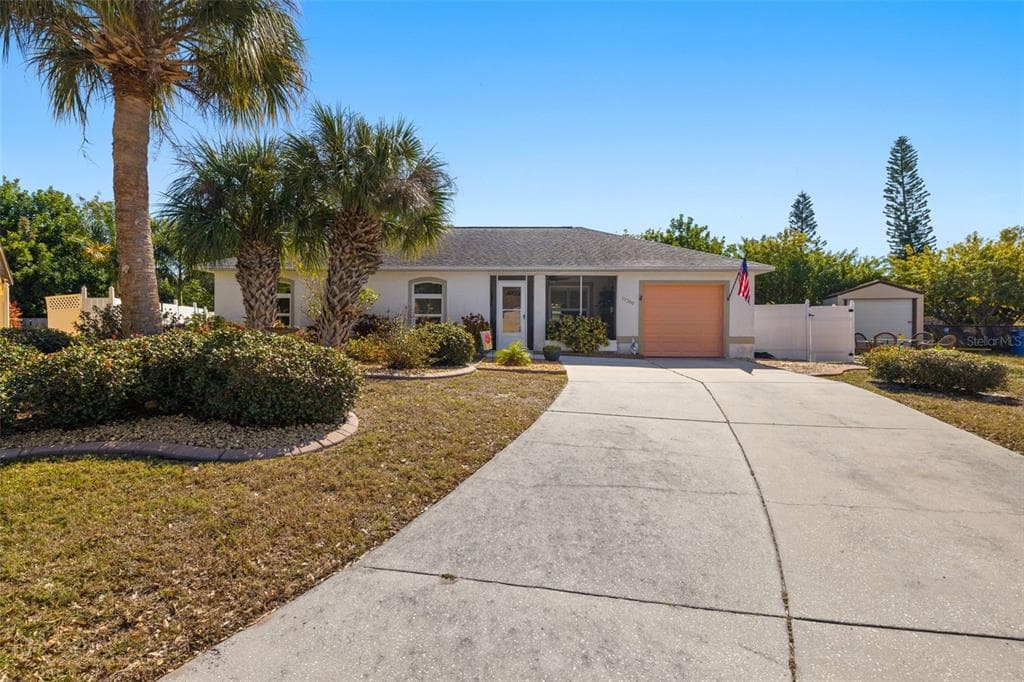 11780 129TH TERRACE SEMINOLE, FL 33778
