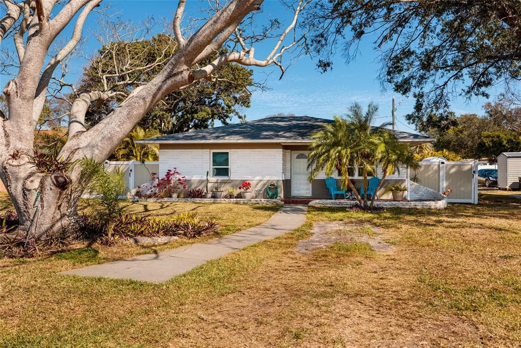 7201 GREVILLA AVENUE S SOUTH PASADENA, FL 33707