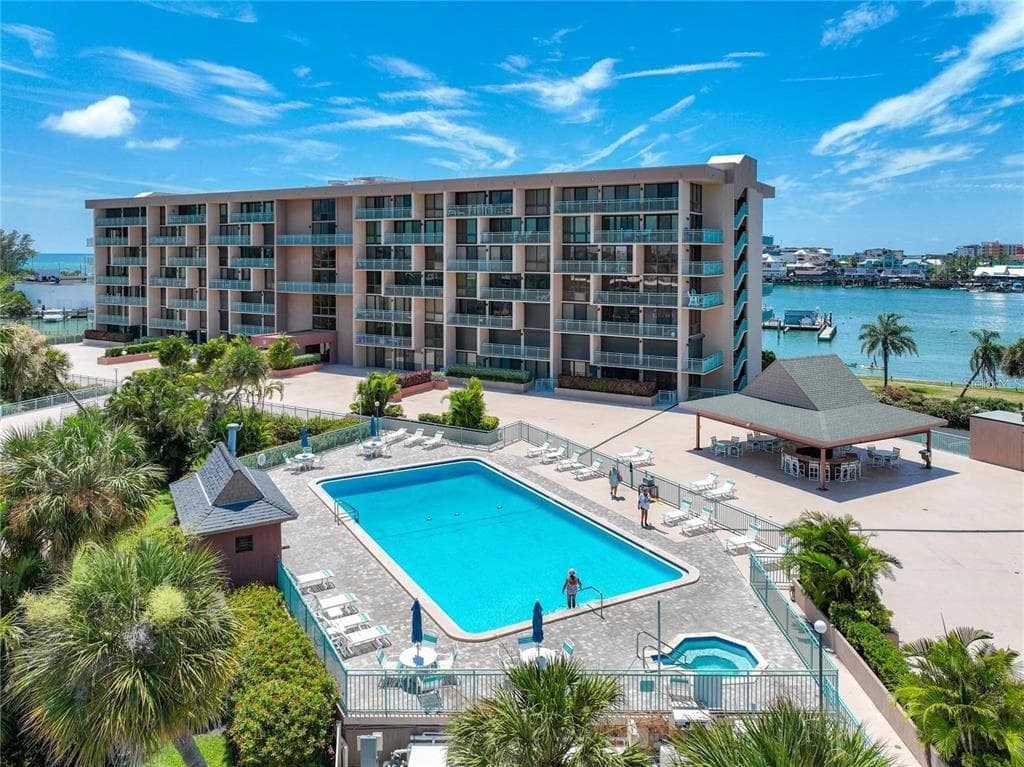 1 KEY CAPRI UNIT 612W TREASURE ISLAND, FL 33706