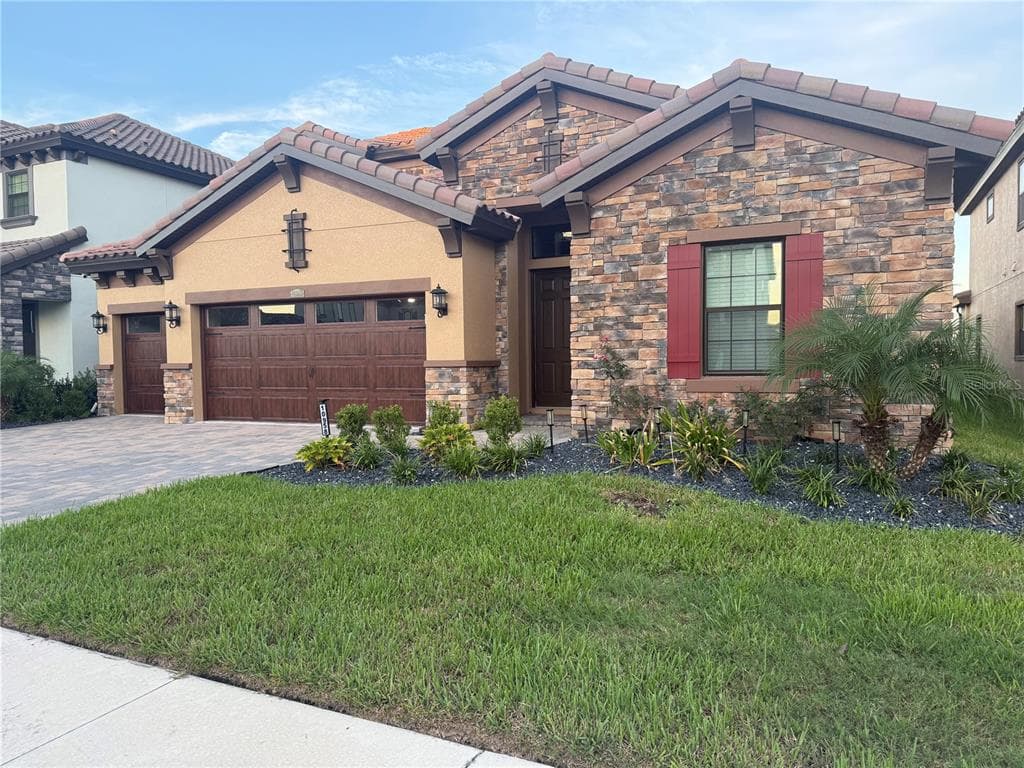 10958 RUSTIC TIMBER LOOP